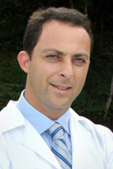 Neurologista Mario Peres